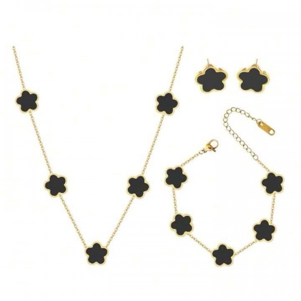 Five Leaf Clover Jewellery Set in Black or White - Perfect for Any Occasion